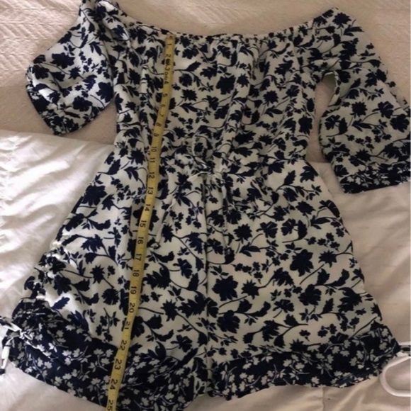 Romper - Picture 2 of 5